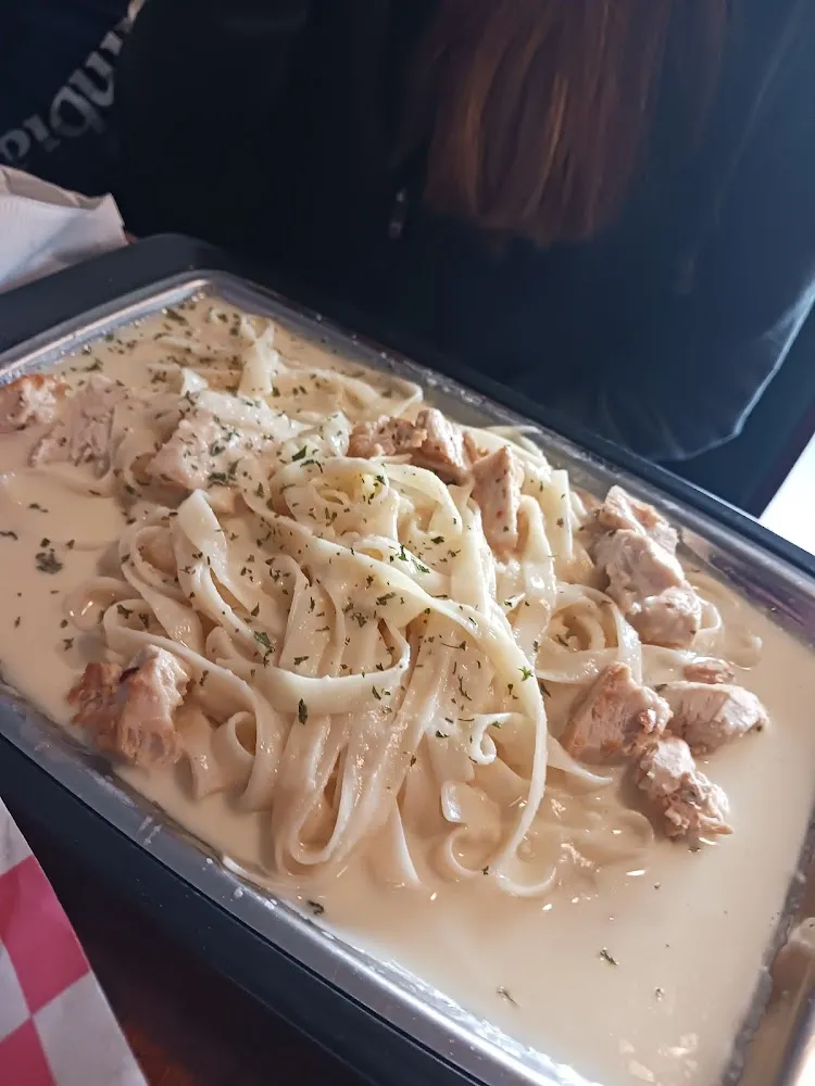 Chicken Alfredo